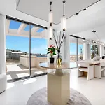 Апартаменты Luxury Atico Higueron West 4431