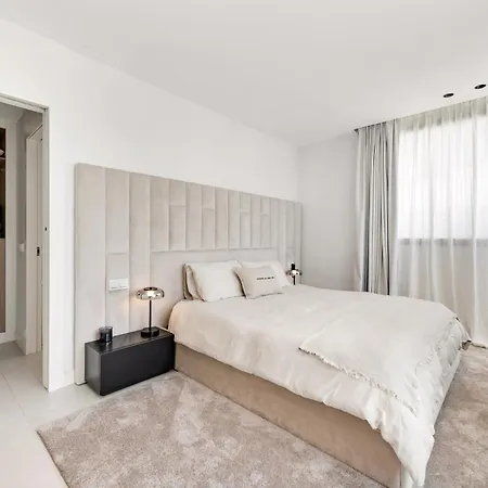 Luxury Atico Higueron West 4431 Daire