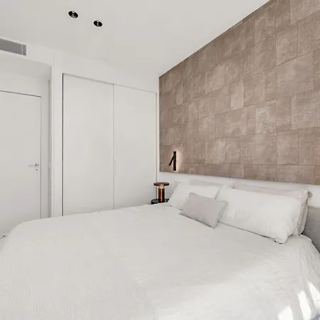 Daire Luxury Atico Higueron West 4431 *